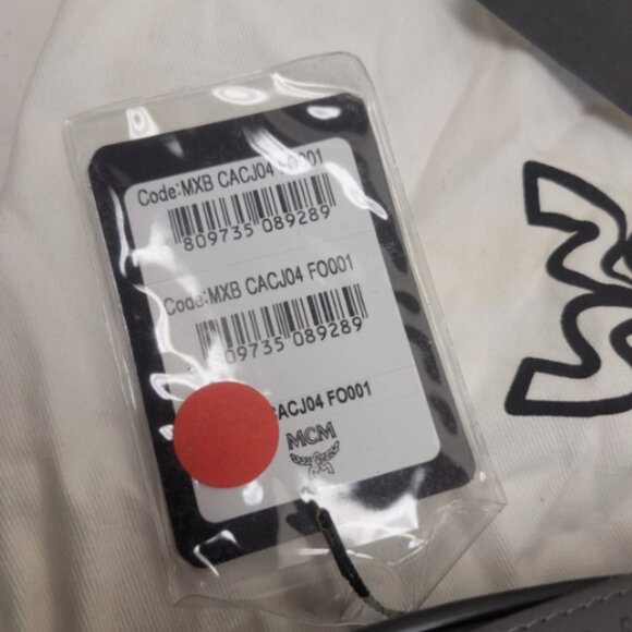 MCM Black Leather Reversible Belt with Silver Logo Buckle New w/ Dustbag Tags - Picture 8 of 11